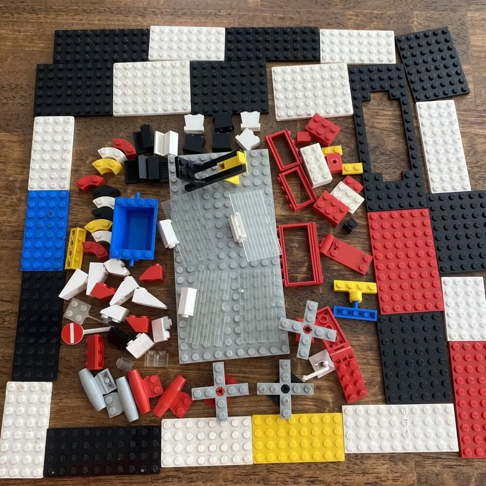 Vintage Lego Lot Flat Helicopter Door Wedge Brick Curve Sign Mixed 90+ Pieces
